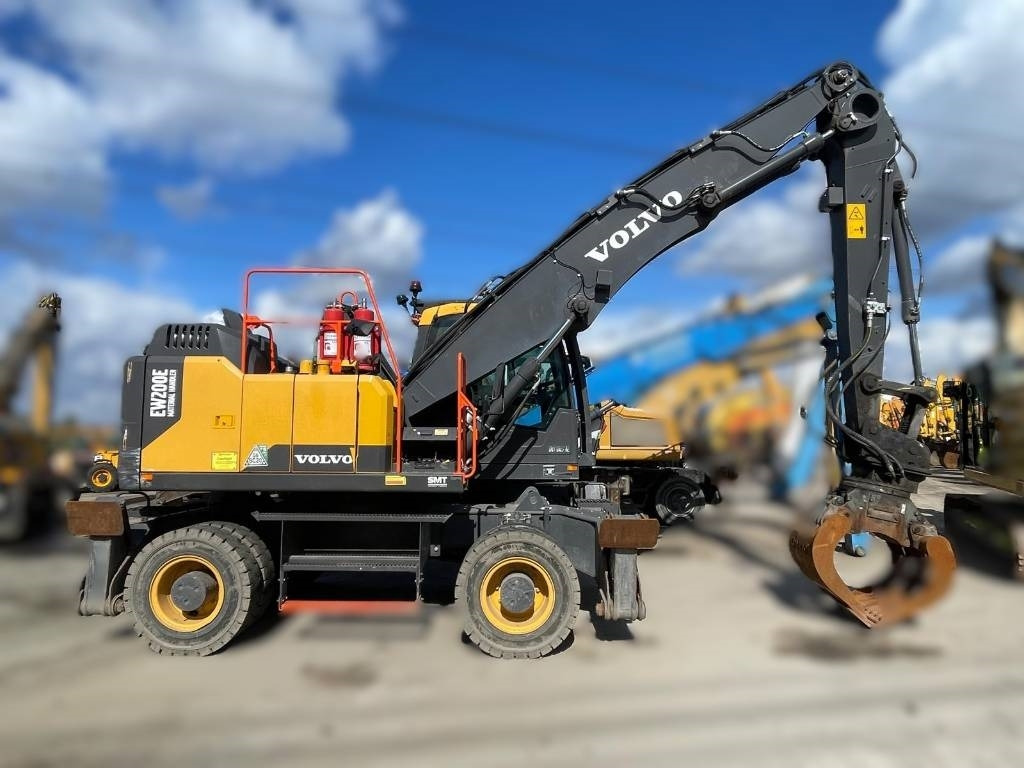 Volvo EW 200 E MH TULOSSA - Waste/ Industry handler: picture 2 Volvo EW 200 E MH TULOSSA - Waste/ Industry handler: picture 2