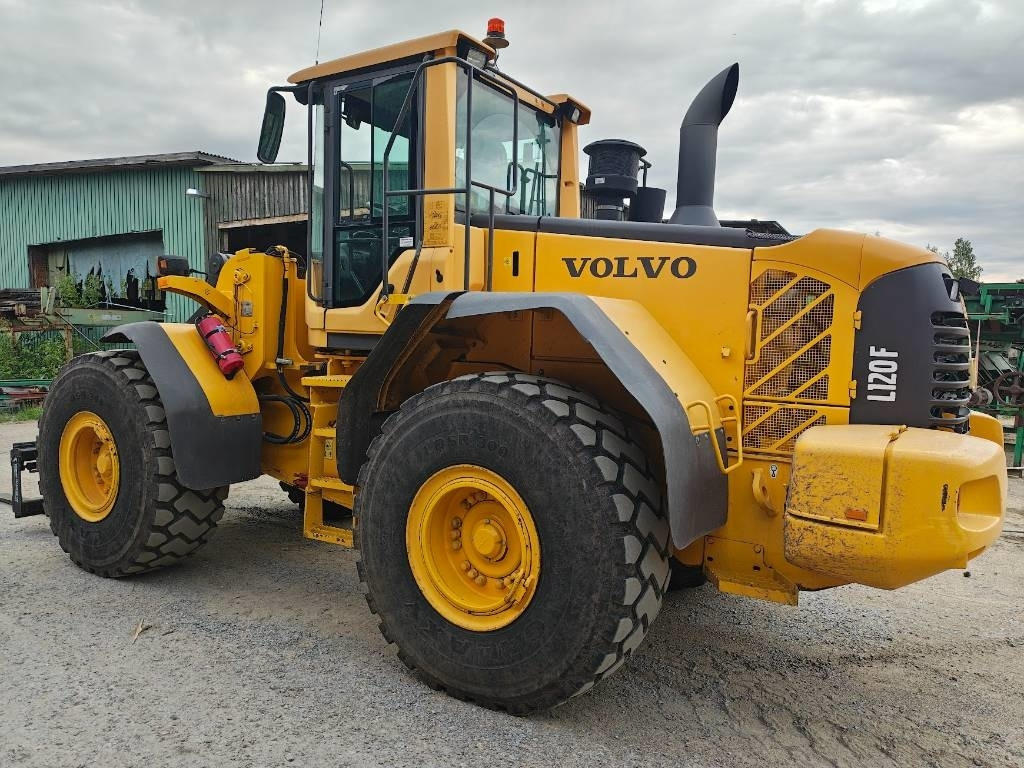 Volvo L120F RASVARI YM. - Wheel loader: picture 1 Volvo L120F RASVARI YM. - Wheel loader: picture 1