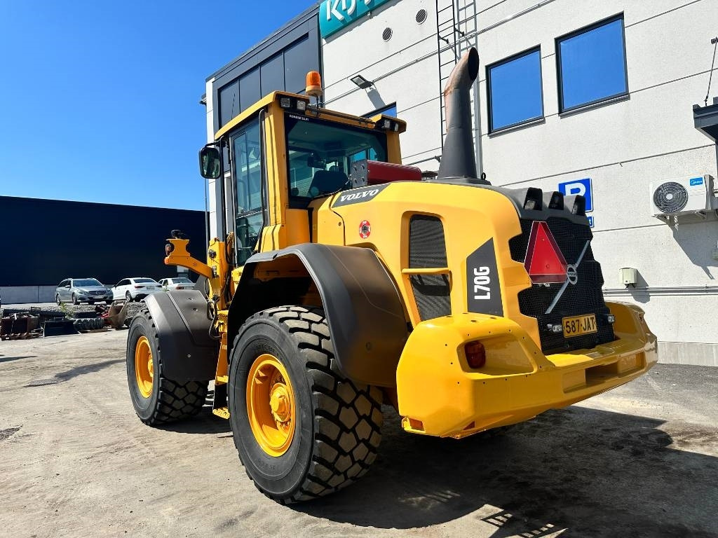 Volvo L70G vipuohjaus, 3' ja 4' hydr  - Wheel loader: picture 2 Volvo L70G vipuohjaus, 3' ja 4' hydr  - Wheel loader: picture 2