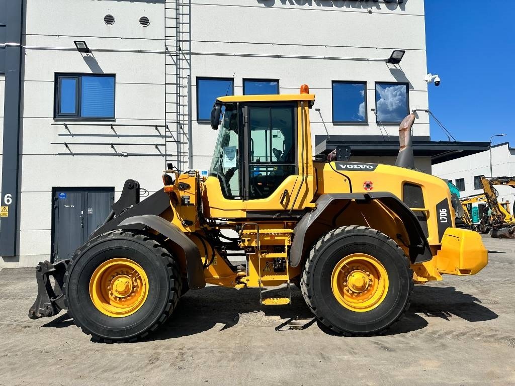 Volvo L70G vipuohjaus, 3' ja 4' hydr  - Wheel loader: picture 1 Volvo L70G vipuohjaus, 3' ja 4' hydr  - Wheel loader: picture 1