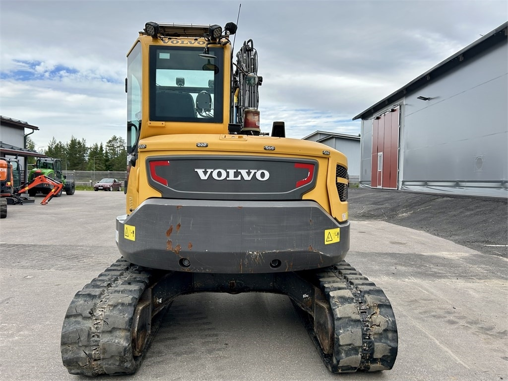 Volvo MYYTY! SOLD! ECR88D + TYÖLAITTEET  - Mini excavator: picture 3 Volvo MYYTY! SOLD! ECR88D + TYÖLAITTEET  - Mini excavator: picture 3
