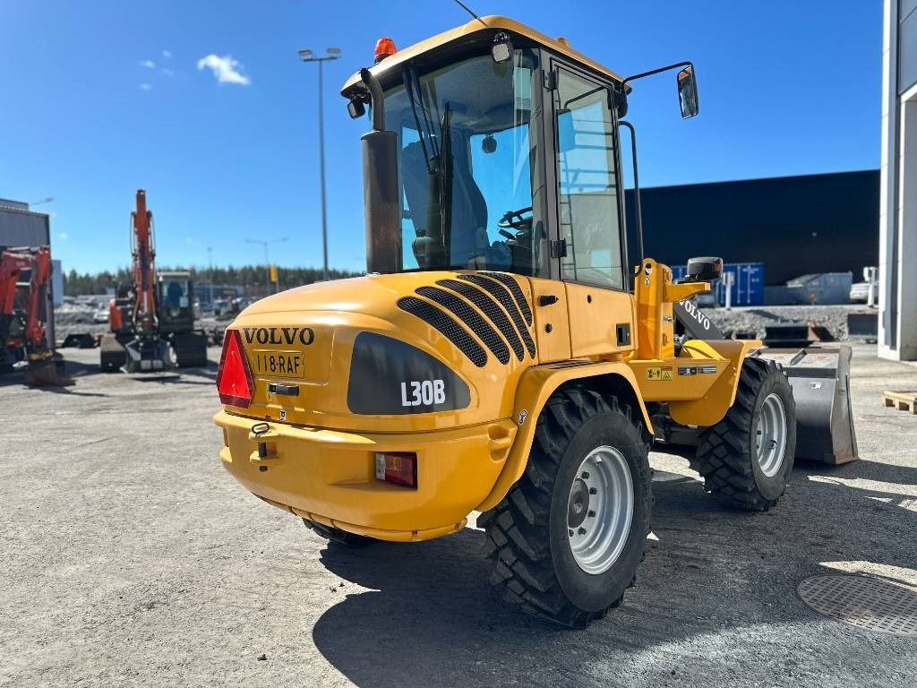 Volvo MYYTY! SOLD! L30B - Wheel loader: picture 4 Volvo MYYTY! SOLD! L30B - Wheel loader: picture 4