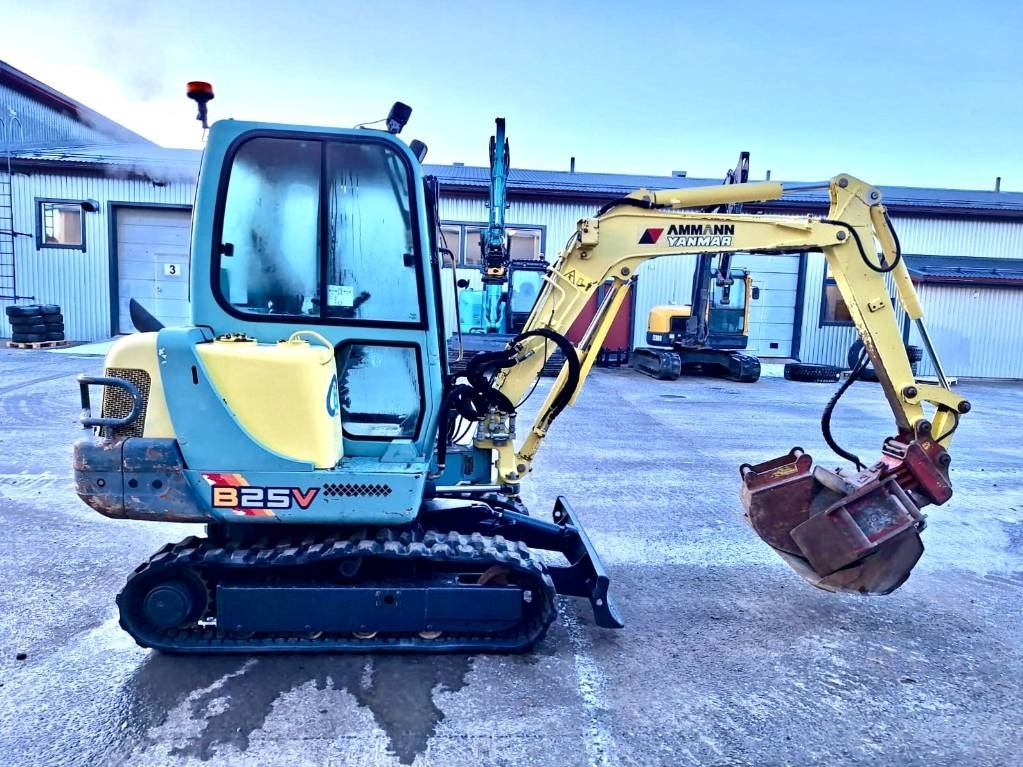 Yanmar B25V 3-KAUHAA - Mini excavator: picture 5 Yanmar B25V 3-KAUHAA - Mini excavator: picture 5
