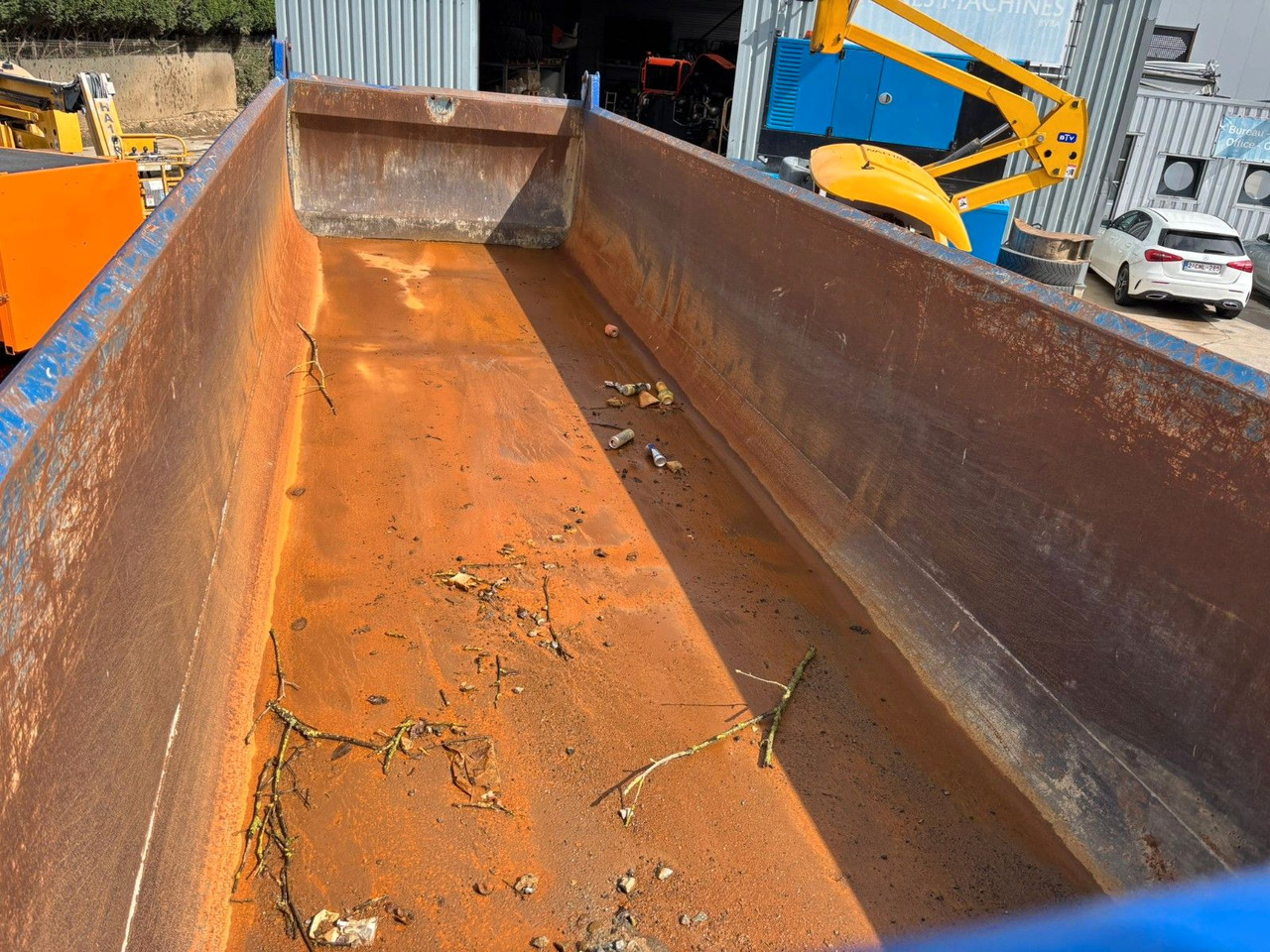Tipper semi-trailer AJK Kipper. 3 Achsen.: picture 29