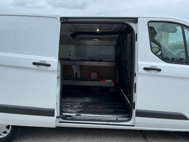 Ford Transit Custom 2.2TDCI. Klima. Tempomat. L2. - Small van: picture 3 Ford Transit Custom 2.2TDCI. Klima. Tempomat. L2. - Small van: picture 3