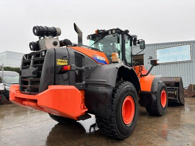 Hitachi ZW220-6. Hochkippschaufel. Wage. - Wheel loader: picture 4 Hitachi ZW220-6. Hochkippschaufel. Wage. - Wheel loader: picture 4