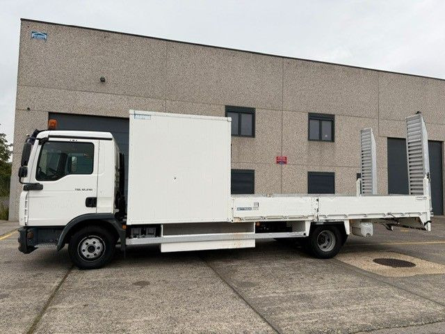 MAN TGL 12-210. Rampen. Klima. - Dropside/ Flatbed truck: picture 4 MAN TGL 12-210. Rampen. Klima. - Dropside/ Flatbed truck: picture 4
