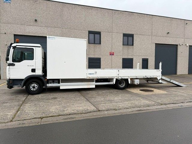 MAN TGL 12-210. Rampen. Klima. - Dropside/ Flatbed truck: picture 2 MAN TGL 12-210. Rampen. Klima. - Dropside/ Flatbed truck: picture 2