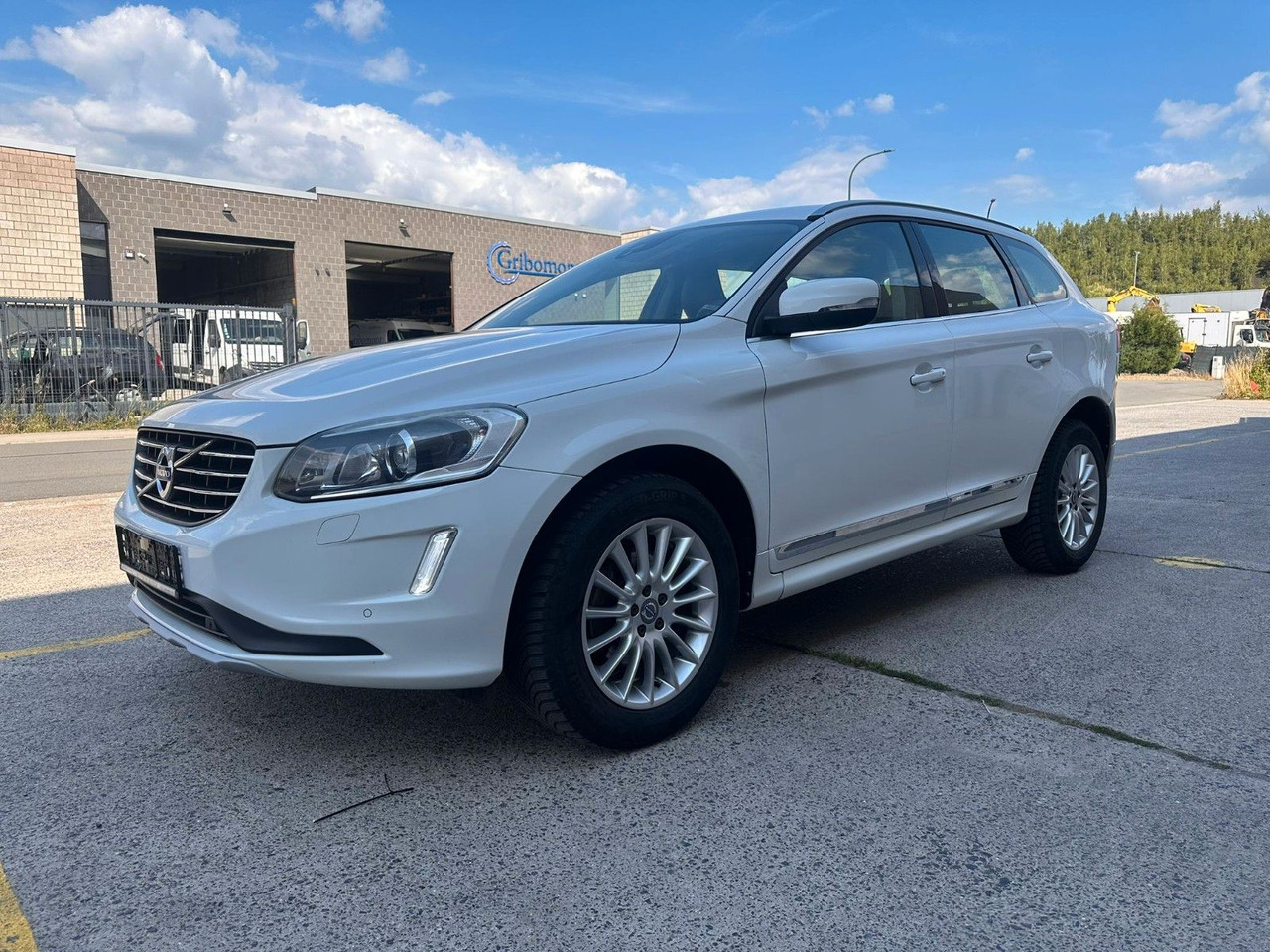 Volvo XC60 D3. Automatik. Klima. Kamera. Volleder. - SUV: picture 5 Volvo XC60 D3. Automatik. Klima. Kamera. Volleder. - SUV: picture 5