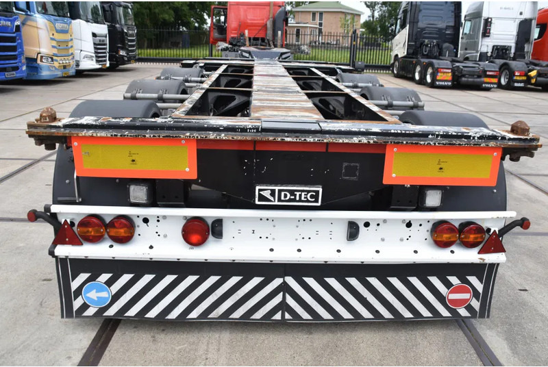 D-Tec FT VCC-01 - SAF AXLES - LIFT AXLE - DISC BRAKES - 3 x EXTENDABLE - TOP CONDITION - - Container transporter/ Swap body semi-trailer: picture 3 D-Tec FT VCC-01 - SAF AXLES - LIFT AXLE - DISC BRAKES - 3 x EXTENDABLE - TOP CONDITION - - Container transporter/ Swap body semi-trailer: picture 3