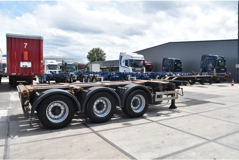 Pacton T3-010 - 2 x LIFT AXLE - BPW AXLES - DRUM BRAKES - 2 x EXTENDABLE - - Container transporter/ Swap body semi-trailer: picture 4 Pacton T3-010 - 2 x LIFT AXLE - BPW AXLES - DRUM BRAKES - 2 x EXTENDABLE - - Container transporter/ Swap body semi-trailer: picture 4