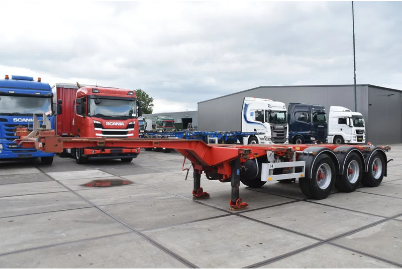 Pacton T3-010 - BPW AXLES - DRUM BRAKES - 2 LIFT AXLES - 2 x EXTENDABLE - - Container transporter/ Swap body semi-trailer: picture 5 Pacton T3-010 - BPW AXLES - DRUM BRAKES - 2 LIFT AXLES - 2 x EXTENDABLE - - Container transporter/ Swap body semi-trailer: picture 5
