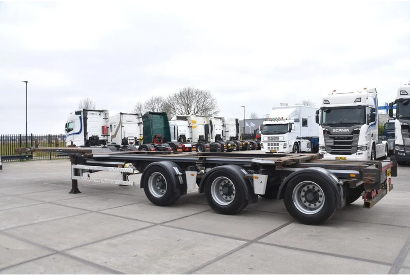 Renders ROC 16.30 - LIFT AXLE - BPW AXLES - DISC BRAKES - GOOD CONDITION - - Container transporter/ Swap body semi-trailer: picture 4 Renders ROC 16.30 - LIFT AXLE - BPW AXLES - DISC BRAKES - GOOD CONDITION - - Container transporter/ Swap body semi-trailer: picture 4