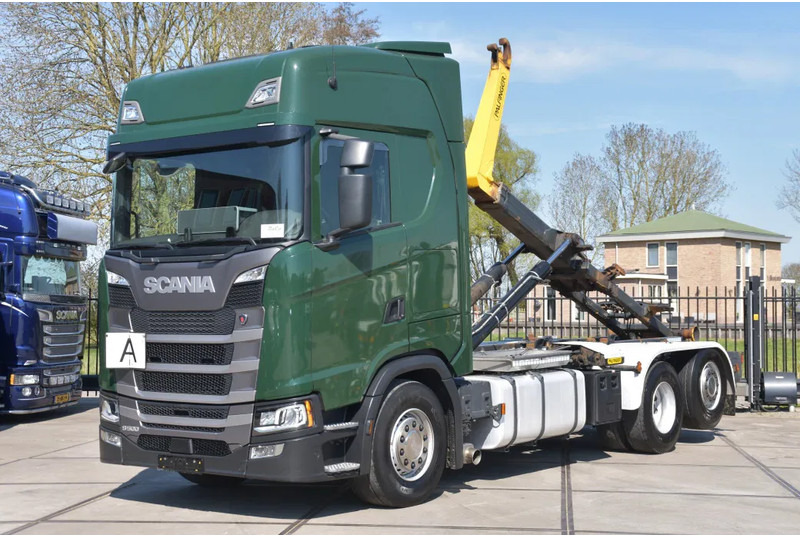 Scania S500 NGS 6x2*4 - HOOKLIFT SYSTEM - RETARDER - 313 TKM - PARK. AIRCO - WHEELBASE: 475 CM - PTO - GOOD CONDITION - - Hook lift truck: picture 2 Scania S500 NGS 6x2*4 - HOOKLIFT SYSTEM - RETARDER - 313 TKM - PARK. AIRCO - WHEELBASE: 475 CM - PTO - GOOD CONDITION - - Hook lift truck: picture 2