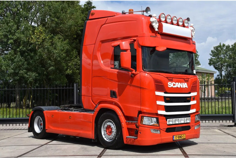 Scania R450 NGS 4x2NB - RETARDER - NEW TACHO - FULL AIR - PARK. AIRCO - PTO - LEATHER SEATS - 2 x FUEL TANKS - EXCELLENT CONDITION - - Tractor unit: picture 2 Scania R450 NGS 4x2NB - RETARDER - NEW TACHO - FULL AIR - PARK. AIRCO - PTO - LEATHER SEATS - 2 x FUEL TANKS - EXCELLENT CONDITION - - Tractor unit: picture 2