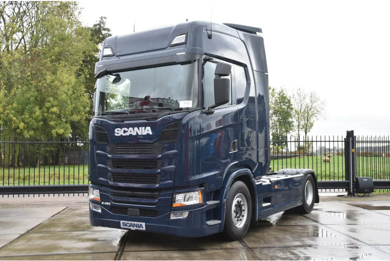 Scania S450 NGS 4x2NB - FULL AIR - 724 TKM - RETARDER - PARK. AIRCO - 2 x FUEL TANKS - TOP CONDITION - - Tractor unit: picture 1 Scania S450 NGS 4x2NB - FULL AIR - 724 TKM - RETARDER - PARK. AIRCO - 2 x FUEL TANKS - TOP CONDITION - - Tractor unit: picture 1
