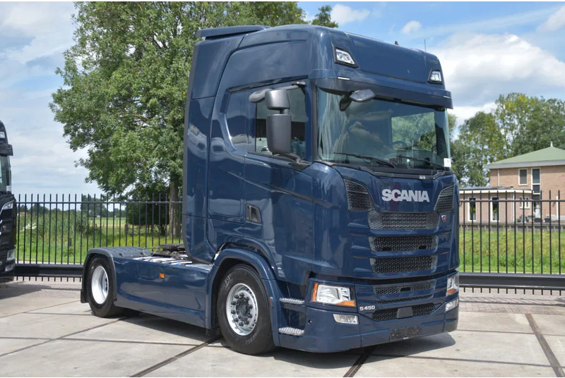 Scania S450 NGS 4x2NB - FULL AIR - RETARDER - ACC - PARK. AIRCO - 2 x FUEL TANKS - TOP CONDITION - - Tractor unit: picture 2 Scania S450 NGS 4x2NB - FULL AIR - RETARDER - ACC - PARK. AIRCO - 2 x FUEL TANKS - TOP CONDITION - - Tractor unit: picture 2