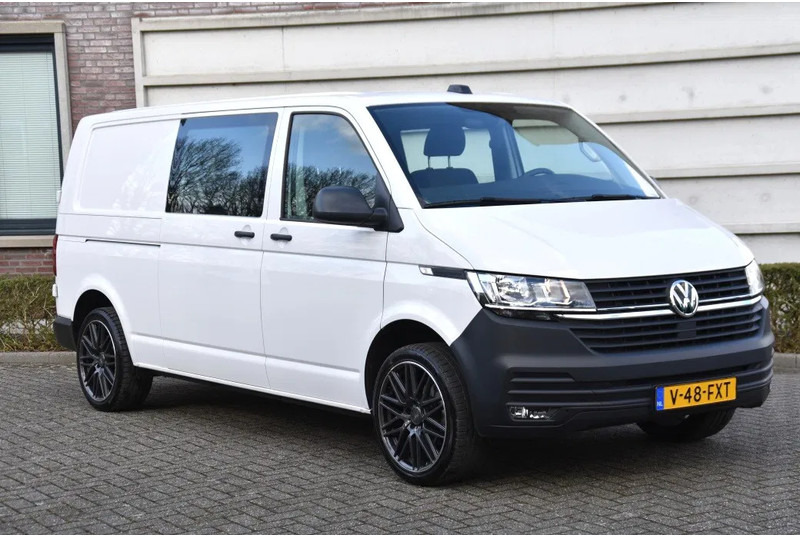 Volkswagen Transporter 2.0 TDI - 110 KW - ONLY 10 TKM - AUT. GEARBOX - NAVI - CAMERA - SLIDING DOOR - LIKE NEW !! - Small van, Combi van: picture 1 Volkswagen Transporter 2.0 TDI - 110 KW - ONLY 10 TKM - AUT. GEARBOX - NAVI - CAMERA - SLIDING DOOR - LIKE NEW !! - Small van, Combi van: picture 1