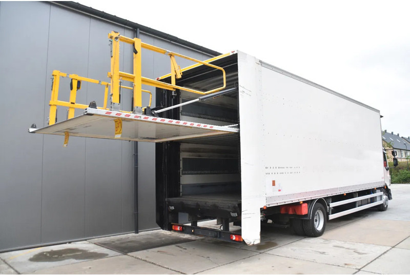 Volvo FL 280 4x2 + BOX - 294 TKM - AIRCO - DOUBLE CARGOFLOOR - ELEVATOR - REMOTE CONTROL - CAMERA - - Box truck: picture 3 Volvo FL 280 4x2 + BOX - 294 TKM - AIRCO - DOUBLE CARGOFLOOR - ELEVATOR - REMOTE CONTROL - CAMERA - - Box truck: picture 3