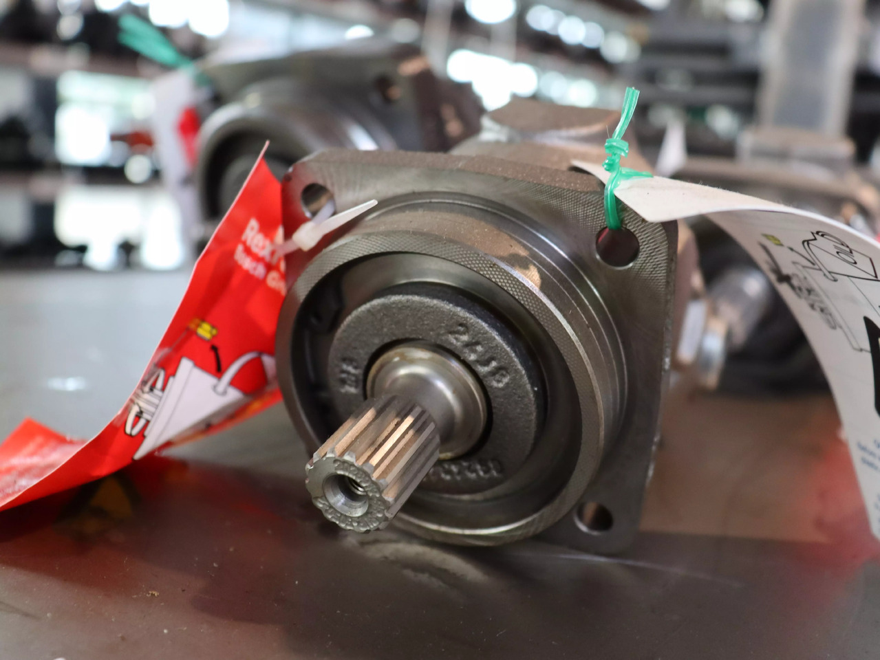 REXROTH A2FM10/61W-VZB040 - Hydraulic motor for Material handling equipment: picture 2 REXROTH A2FM10/61W-VZB040 - Hydraulic motor for Material handling equipment: picture 2