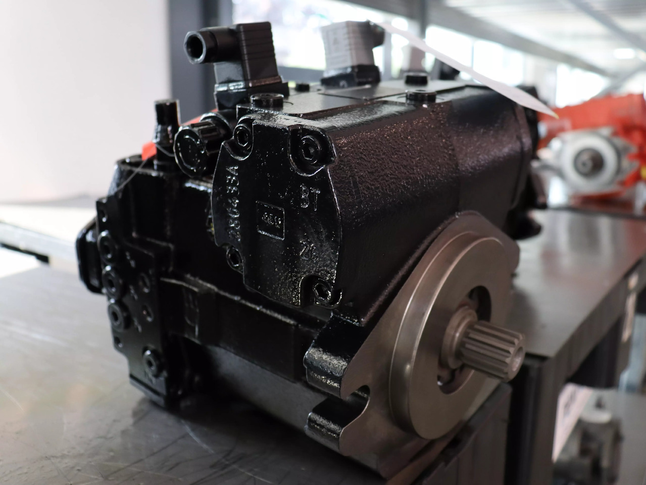 REXROTH A4VG56DA1D7/32R-NZC02F023SH-S - Hydraulic pump for Material handling equipment: picture 1 REXROTH A4VG56DA1D7/32R-NZC02F023SH-S - Hydraulic pump for Material handling equipment: picture 1