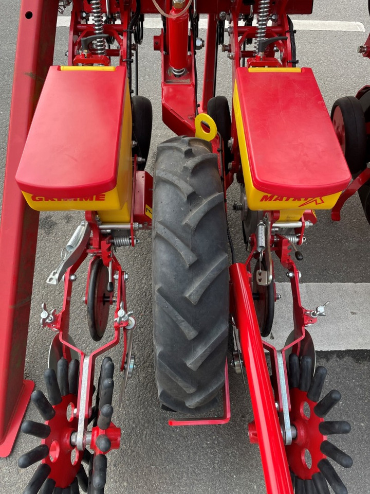 Grimme MATRIX 1800 - Seed drill: picture 4 Grimme MATRIX 1800 - Seed drill: picture 4