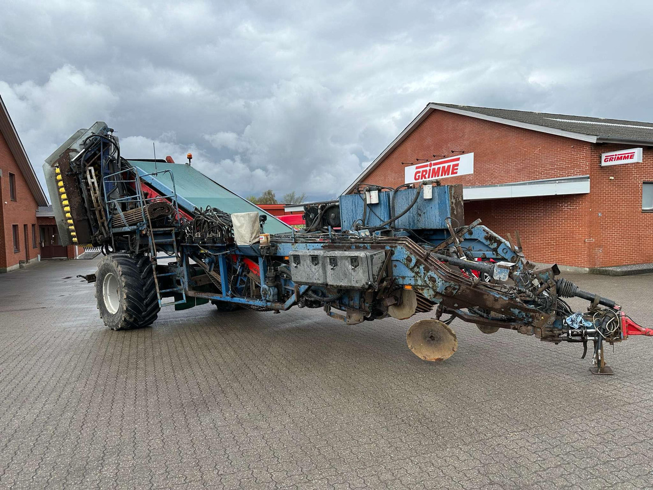 ASA-Lift ASA-LIFT TRS-1700 - Harvester attachment: picture 1 ASA-Lift ASA-LIFT TRS-1700 - Harvester attachment: picture 1