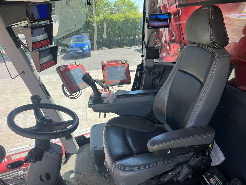 Grimme VARITRON 470 PLATINUM TT - Harvester: picture 2 Grimme VARITRON 470 PLATINUM TT - Harvester: picture 2