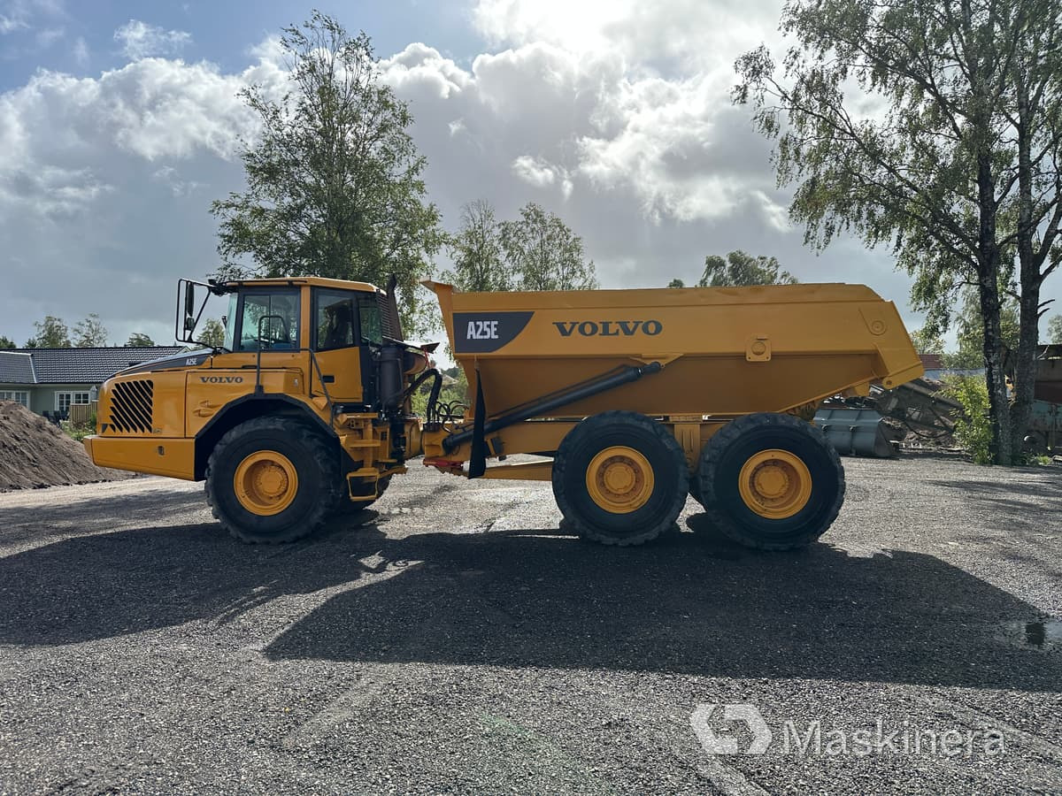 Dumper Volvo A25E 6x6 - Articulated dumper: picture 3 Dumper Volvo A25E 6x6 - Articulated dumper: picture 3