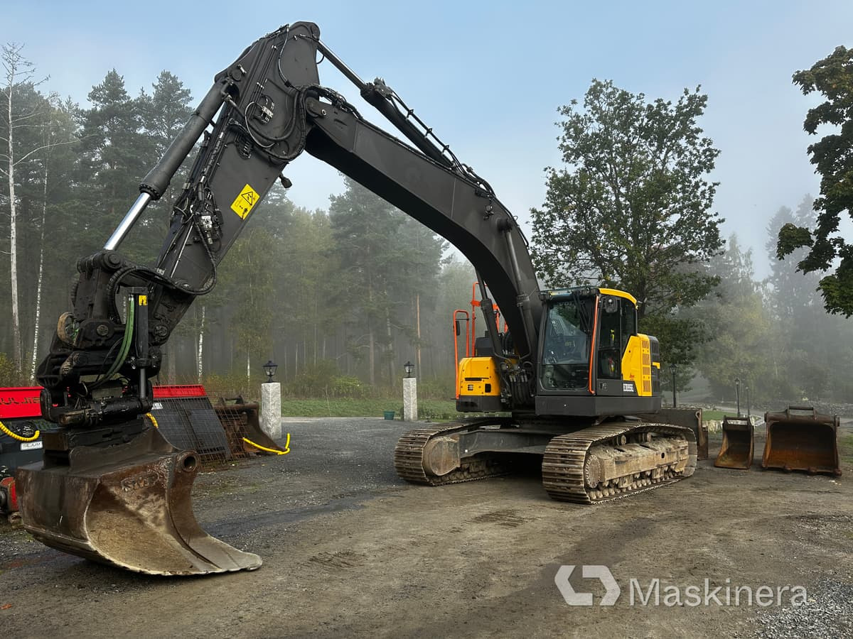 Grävmaskin Volvo ECR355EL GPS & tillbehör - Crawler excavator: picture 1 Grävmaskin Volvo ECR355EL GPS & tillbehör - Crawler excavator: picture 1