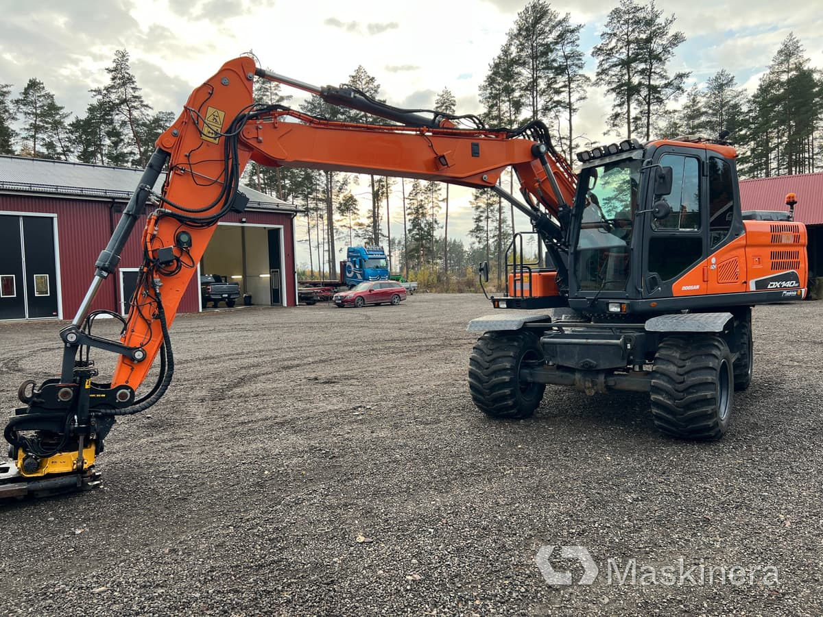 Hjulgrävare Doosan DX140-5 - Crawler excavator: picture 1 Hjulgrävare Doosan DX140-5 - Crawler excavator: picture 1