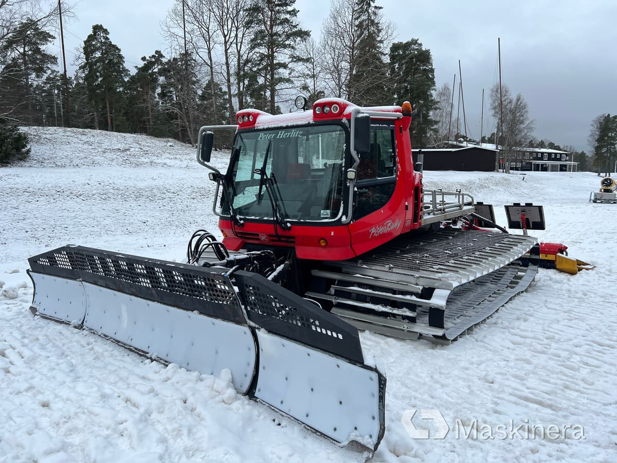 Pistmaskin Pisten Bully 300 - Snow removal vehicle: picture 1 Pistmaskin Pisten Bully 300 - Snow removal vehicle: picture 1