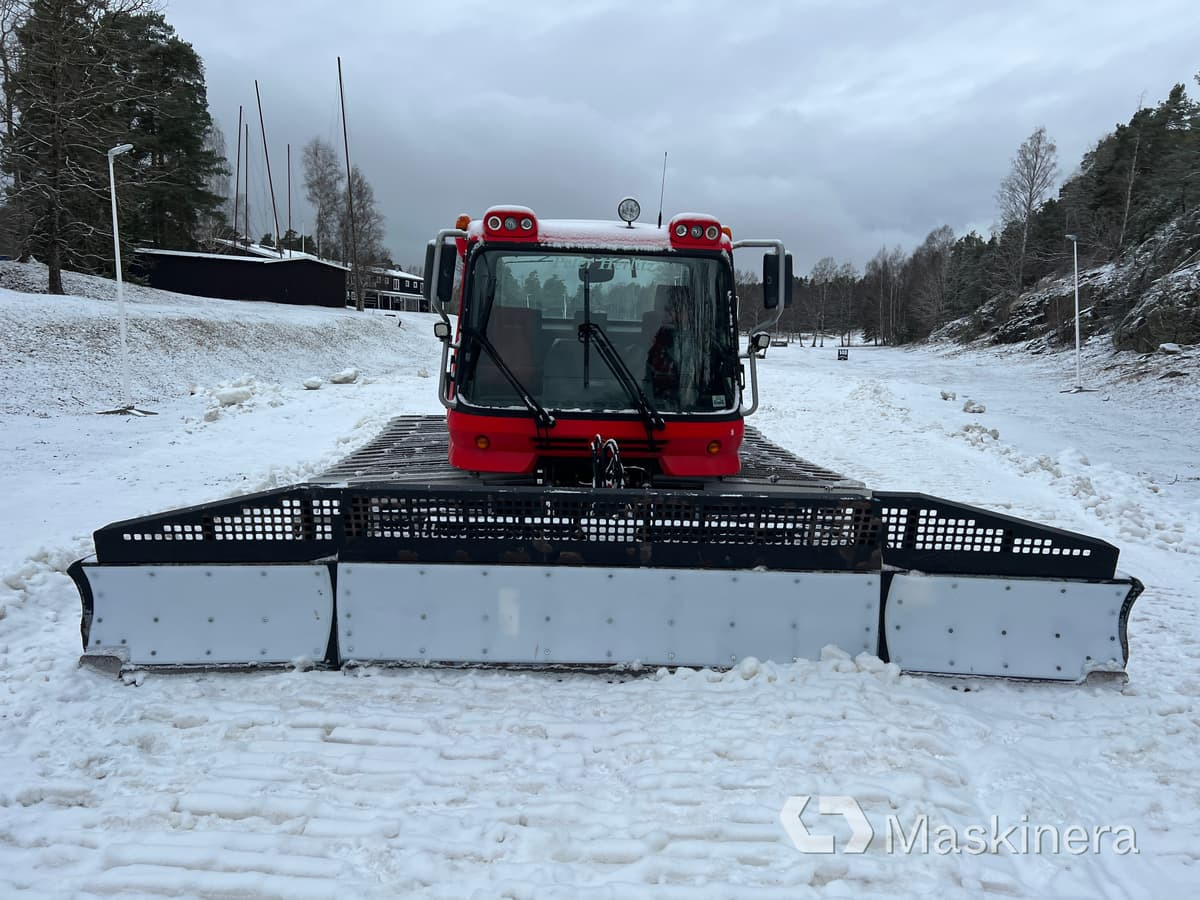 Pistmaskin Pisten Bully 300 - Snow removal vehicle: picture 2 Pistmaskin Pisten Bully 300 - Snow removal vehicle: picture 2