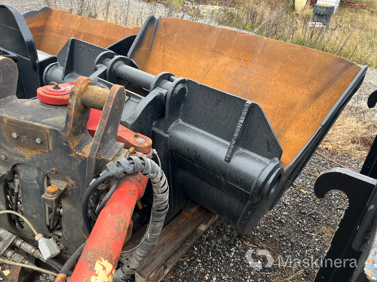 Planerskopa ABT med Rototilt RT80 - Excavator bucket: picture 5 Planerskopa ABT med Rototilt RT80 - Excavator bucket: picture 5