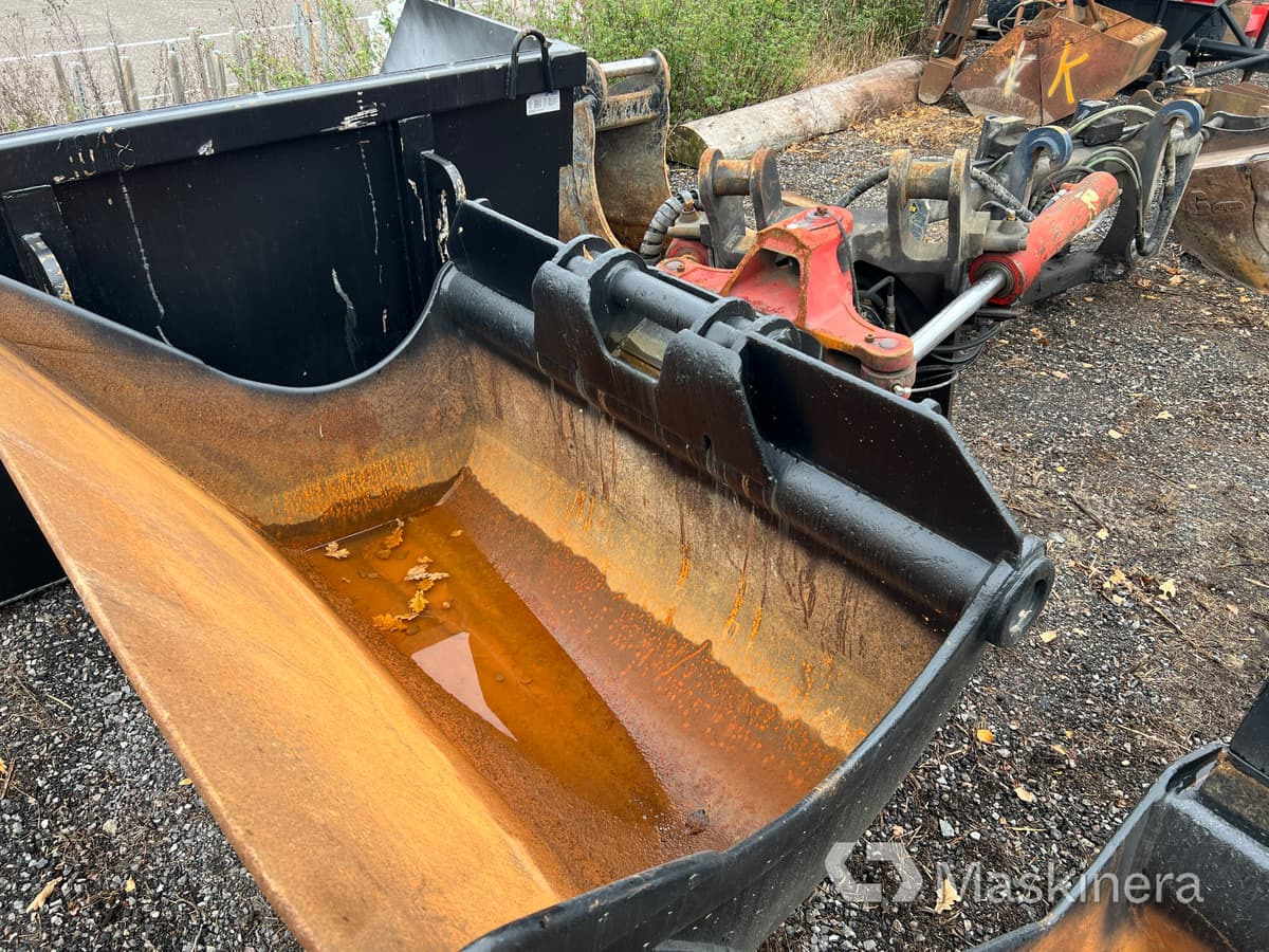 Planerskopa ABT med Rototilt RT80 - Excavator bucket: picture 2 Planerskopa ABT med Rototilt RT80 - Excavator bucket: picture 2