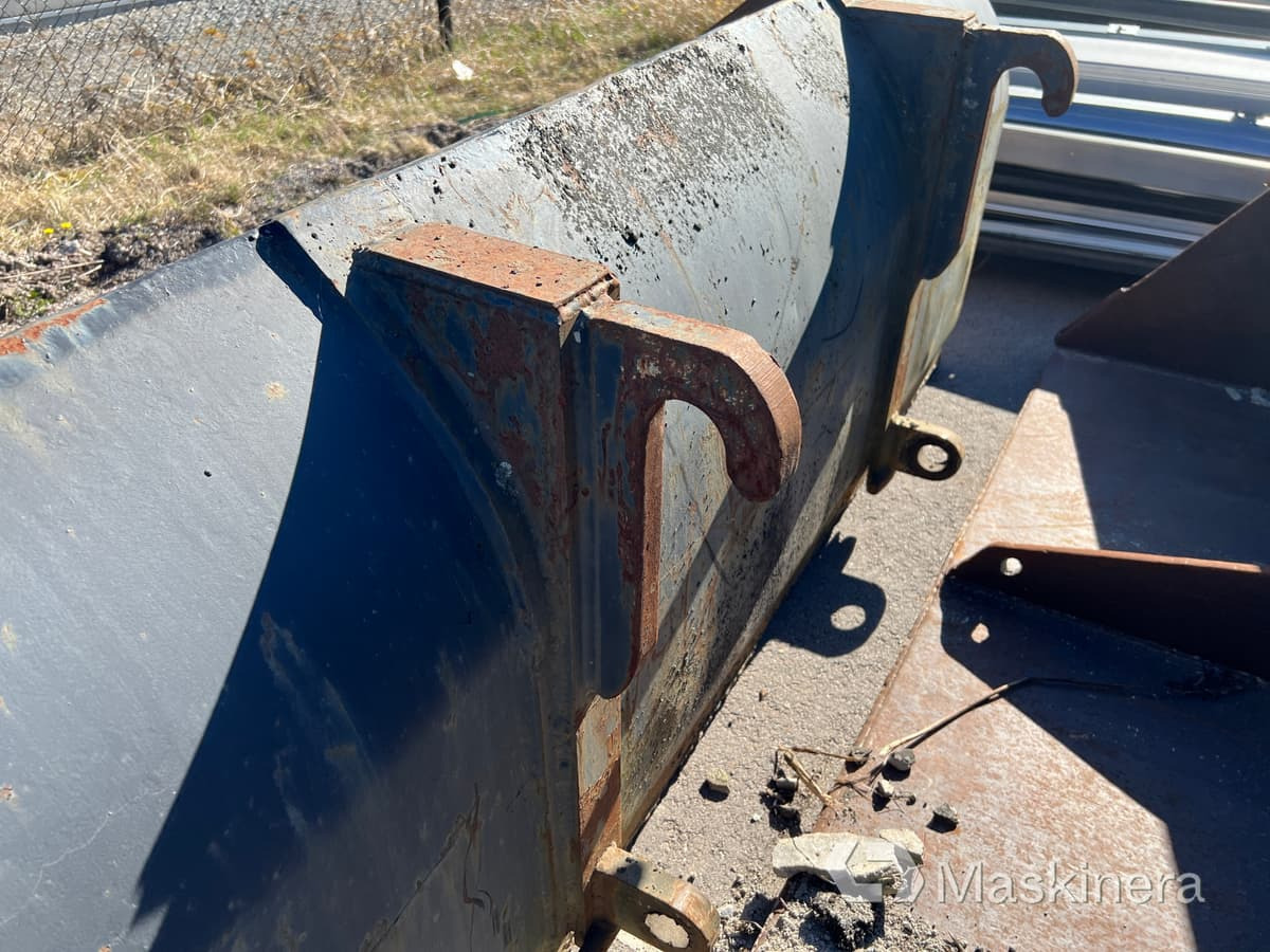 Planskopa Stora-BM - Loader bucket: picture 4 Planskopa Stora-BM - Loader bucket: picture 4