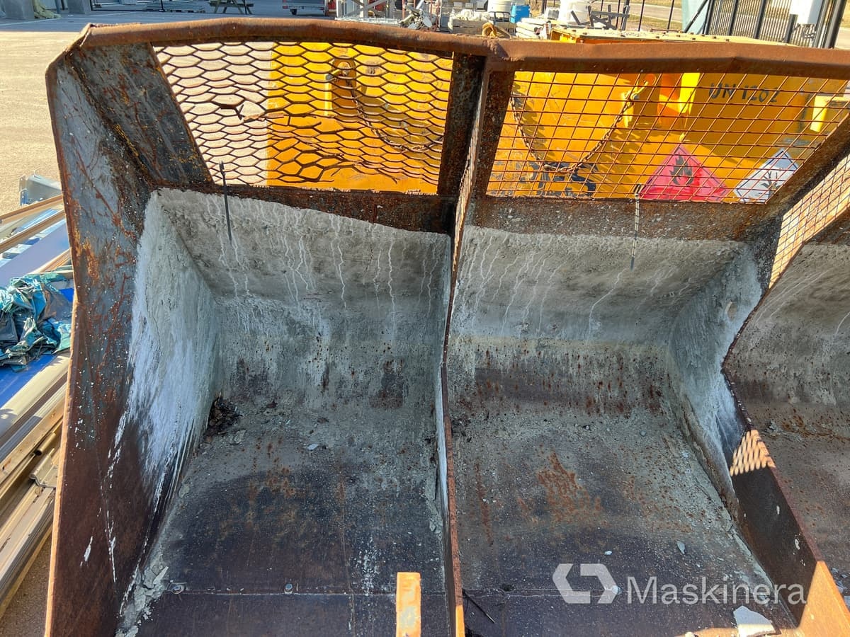 Skopa Stora-BM - Loader bucket: picture 2 Skopa Stora-BM - Loader bucket: picture 2