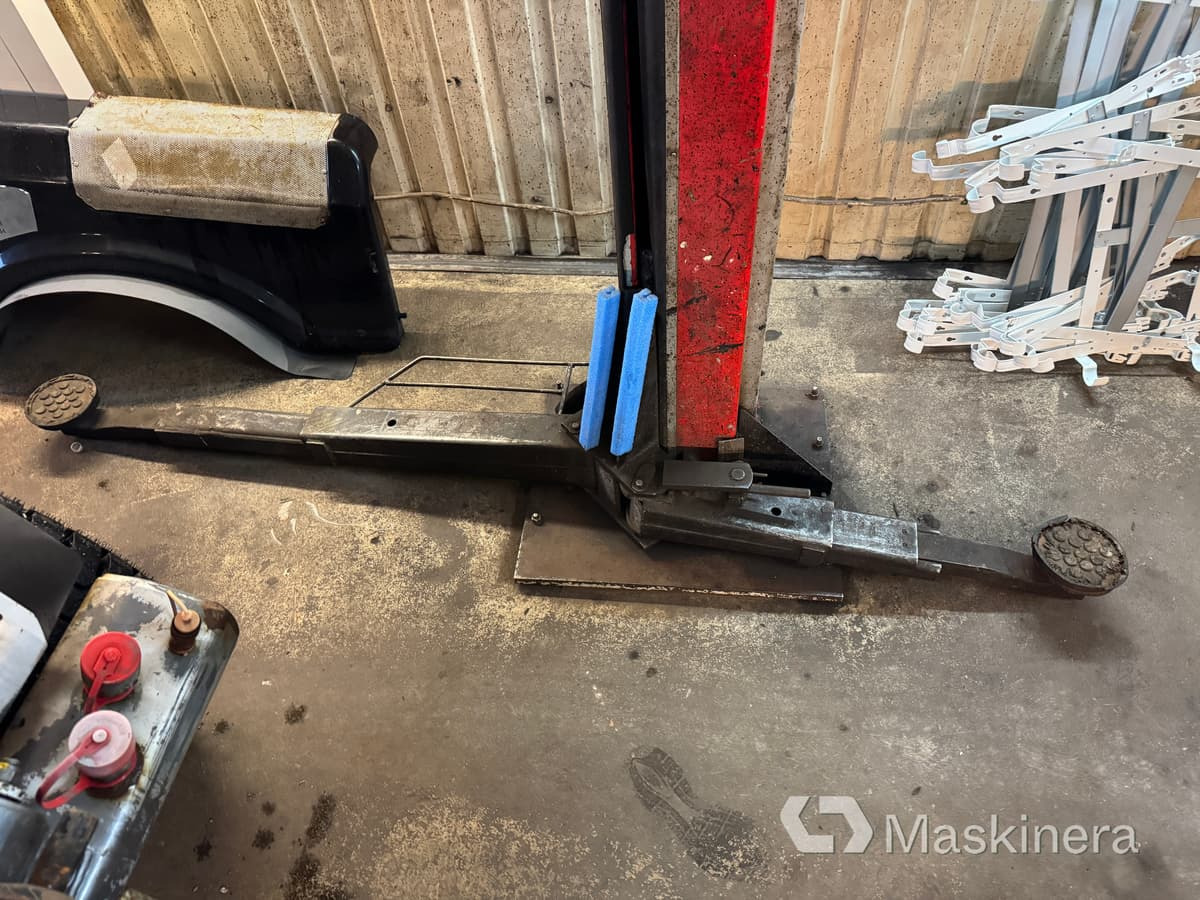 Tvåpelarlyft Intertech A/S HH231 - Workshop equipment: picture 4 Tvåpelarlyft Intertech A/S HH231 - Workshop equipment: picture 4