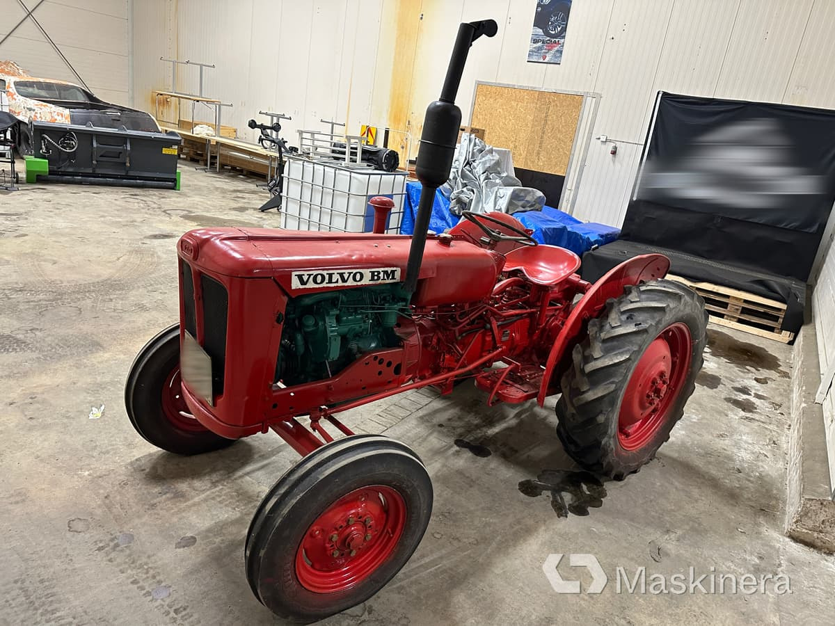 Veterantraktor Volvo BM 320 - Farm tractor: picture 3 Veterantraktor Volvo BM 320 - Farm tractor: picture 3