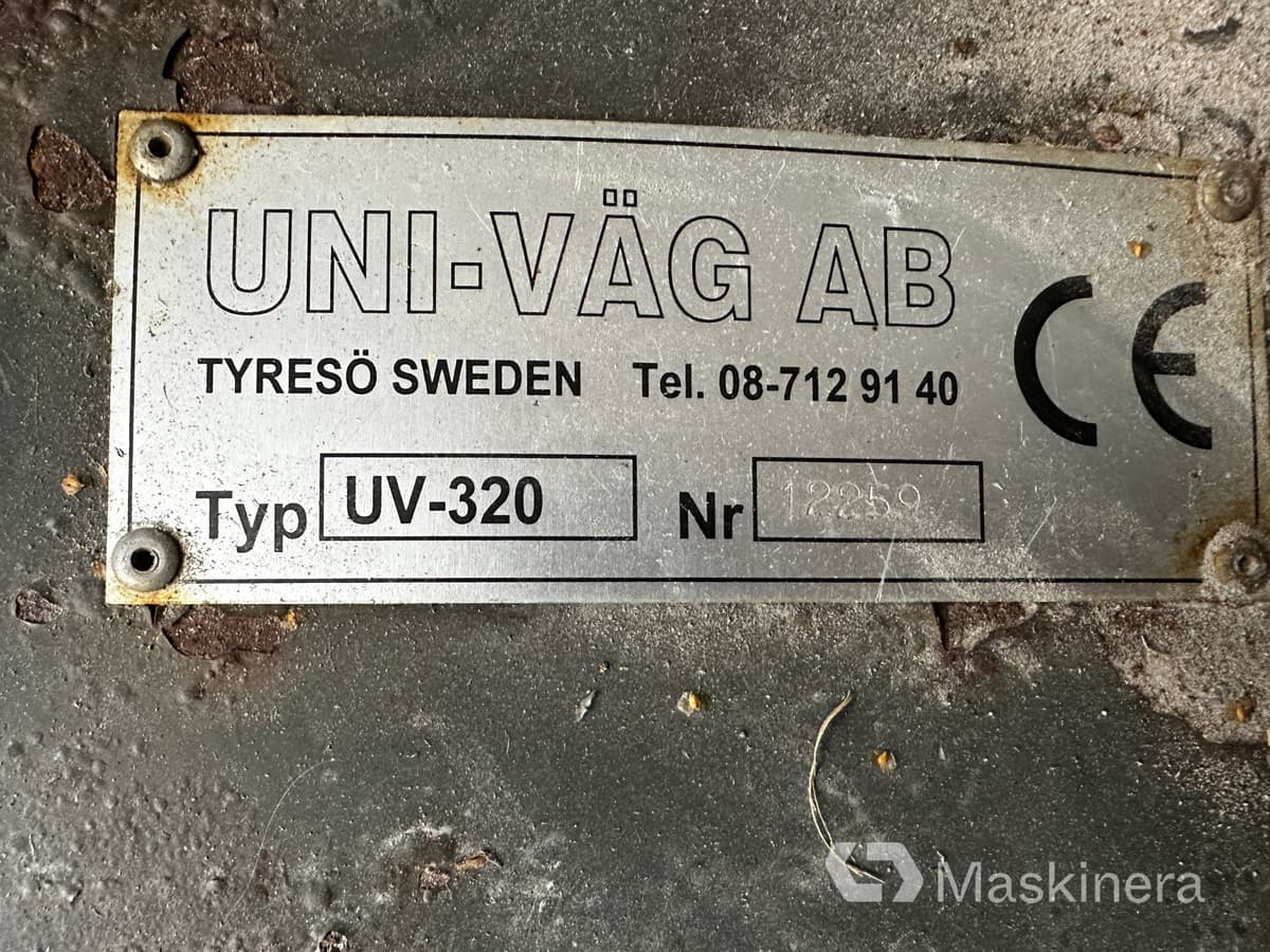 Snow plough Vikplog Uni-väg UV-320 3 punkt: picture 18 Snow plough Vikplog Uni-väg UV-320 3 punkt: picture 18