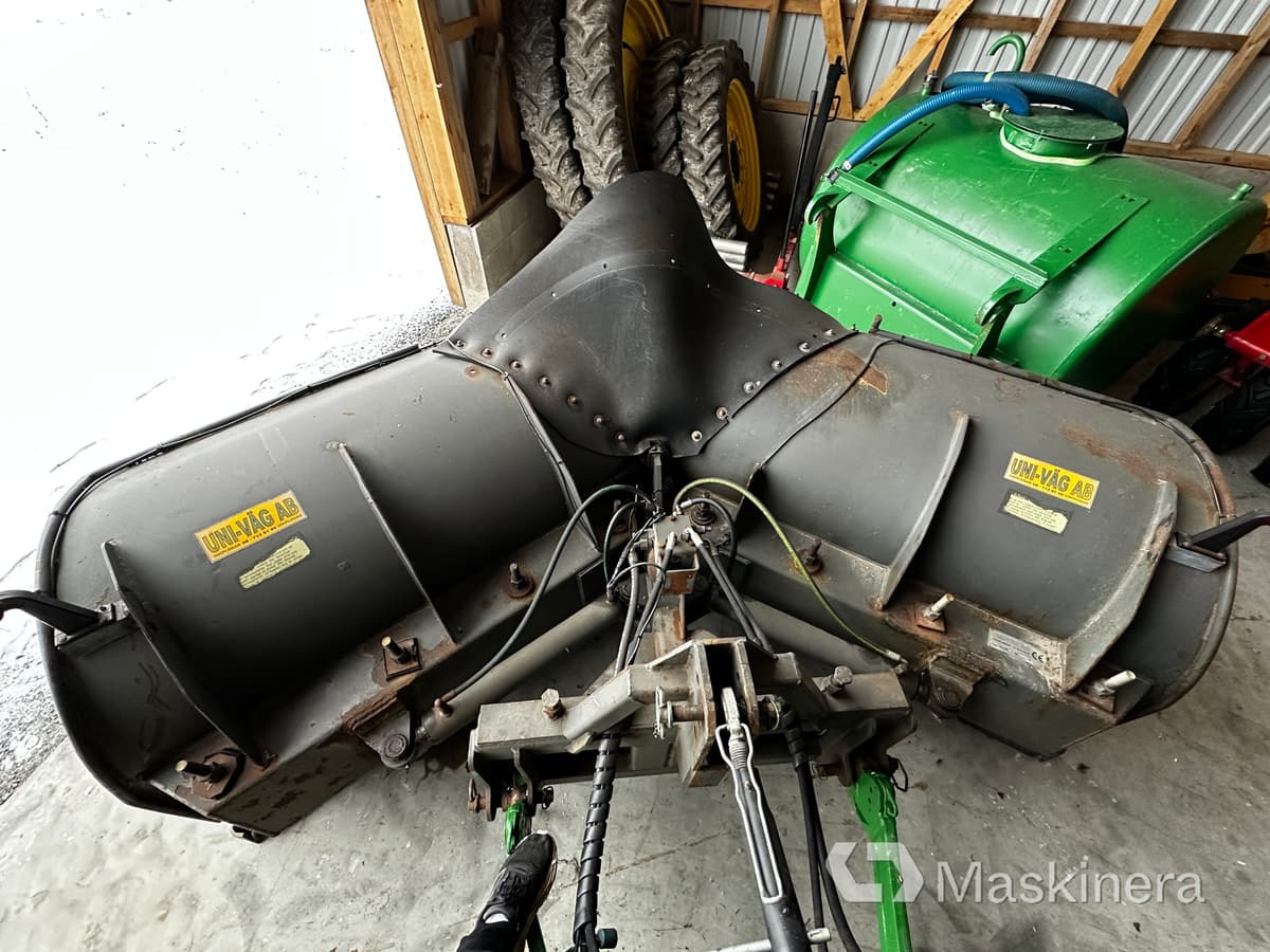 Snow plough Vikplog Uni-väg UV-320 3 punkt: picture 11 Snow plough Vikplog Uni-väg UV-320 3 punkt: picture 11