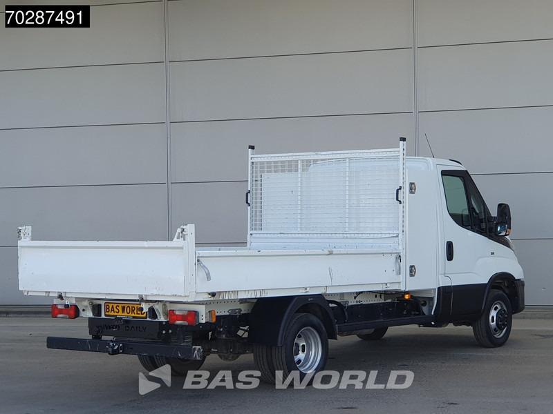 Iveco Daily 35C16 3.0L Kipper met Kist Dubbellucht 3,5t Trekhaak Navi Airco Cruise Camera Euro6 Tipper Benne Kieper 2m3 Airco Trekhaak Cruis - Tipper van: picture 5 Iveco Daily 35C16 3.0L Kipper met Kist Dubbellucht 3,5t Trekhaak Navi Airco Cruise Camera Euro6 Tipper Benne Kieper 2m3 Airco Trekhaak Cruis - Tipper van: picture 5