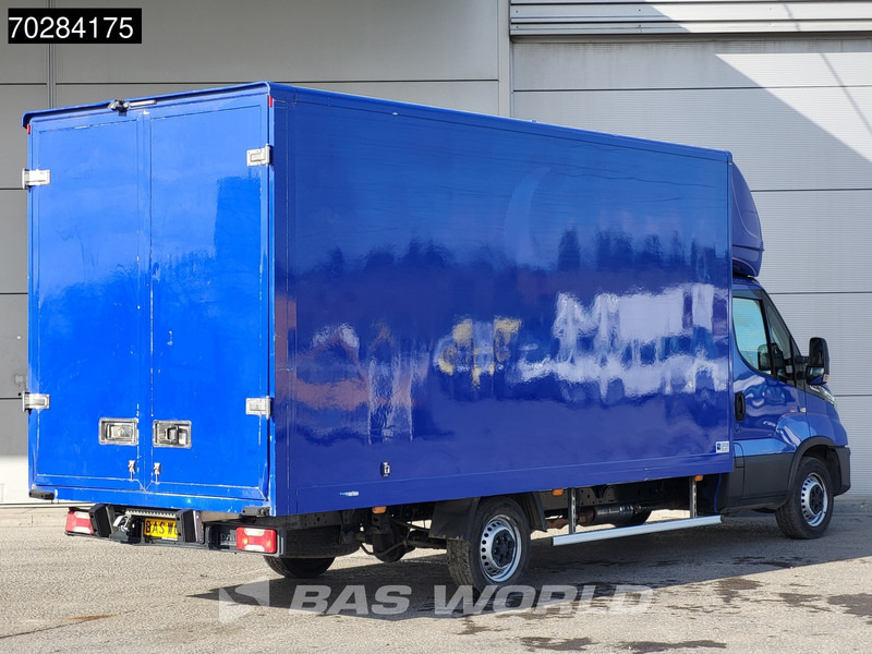Iveco Daily 35S14 Automaat 488cm lang Bakwagen Achterdeuren Airco Cruise Camera Euro6 Meubelbak Koffer 23m3 Airco Cruise control - Box van: picture 5 Iveco Daily 35S14 Automaat 488cm lang Bakwagen Achterdeuren Airco Cruise Camera Euro6 Meubelbak Koffer 23m3 Airco Cruise control - Box van: picture 5