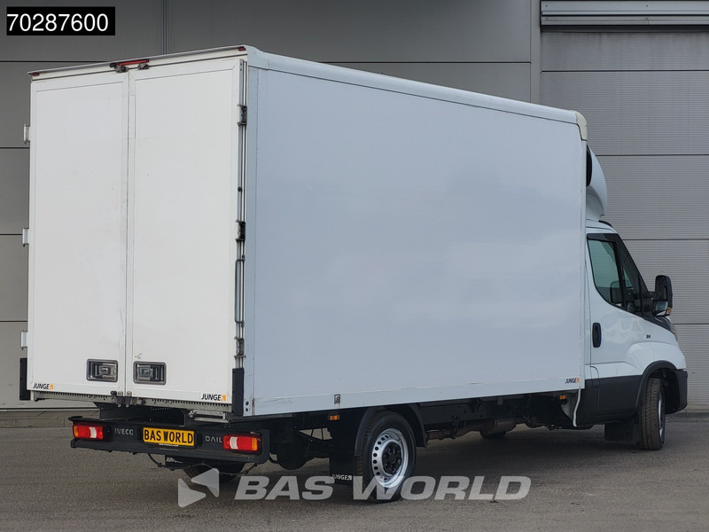 Iveco Daily 35S16 Automaat Bakwagen Achterdeuren 160PK Airco Camera Euro6 Meubelbak Koffer 21m3 Airco - Box van: picture 2 Iveco Daily 35S16 Automaat Bakwagen Achterdeuren 160PK Airco Camera Euro6 Meubelbak Koffer 21m3 Airco - Box van: picture 2