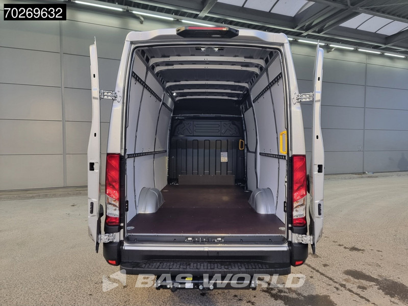 Iveco Daily 35S21 210PK 3.0L Automaat 2025 Black Edition model L2H2 ACC LED Tacho CarPlay Velgen Camera 12m3 Airco Trekhaak - Panel van: picture 3 Iveco Daily 35S21 210PK 3.0L Automaat 2025 Black Edition model L2H2 ACC LED Tacho CarPlay Velgen Camera 12m3 Airco Trekhaak - Panel van: picture 3