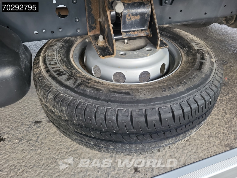 Curtain side van Iveco Daily 60C18 3.0L Automaat Laadklep 180PK Schuifzeilen Zeilen Airco Cruise D'Hollandia Euro6 Schuifzeil Koffer Gesloten laadbak Airco C: picture 19