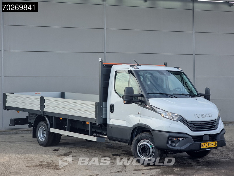 Iveco Daily 70C18 3.0L Automaat 525cm Open laadbak XXL Trekhaak ACC Navi Airco Pickup Pritsche Airco Trekhaak - Flatbed van: picture 3 Iveco Daily 70C18 3.0L Automaat 525cm Open laadbak XXL Trekhaak ACC Navi Airco Pickup Pritsche Airco Trekhaak - Flatbed van: picture 3