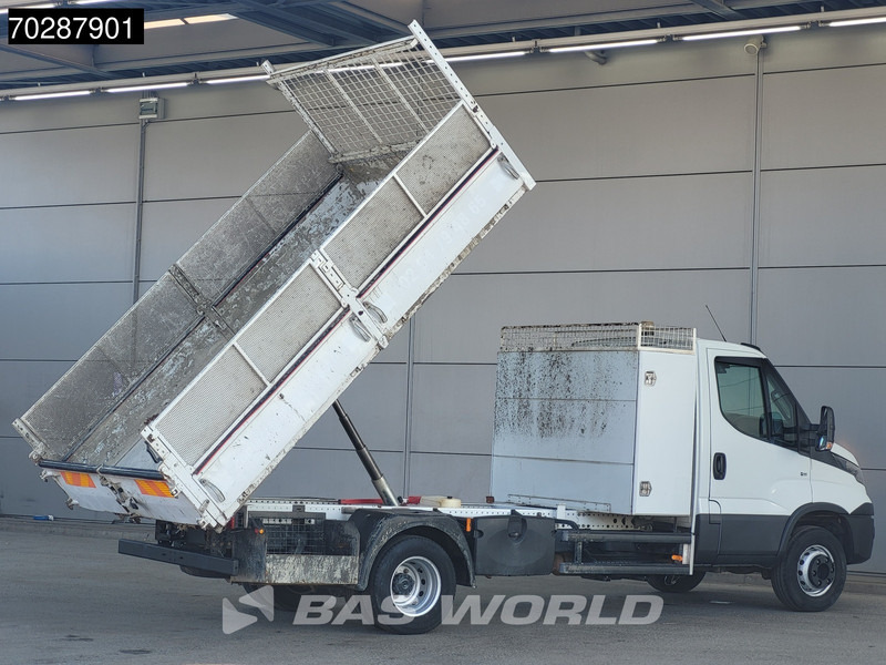 Iveco Daily 72C18 3.0L Open Laadbak Dubbellucht 3,5t Trekhaak Airco Cruise Euro6 Pritsche Pickup Open Box 3m3 Airco Trekhaak Cruise control - Flatbed van: picture 2 Iveco Daily 72C18 3.0L Open Laadbak Dubbellucht 3,5t Trekhaak Airco Cruise Euro6 Pritsche Pickup Open Box 3m3 Airco Trekhaak Cruise control - Flatbed van: picture 2