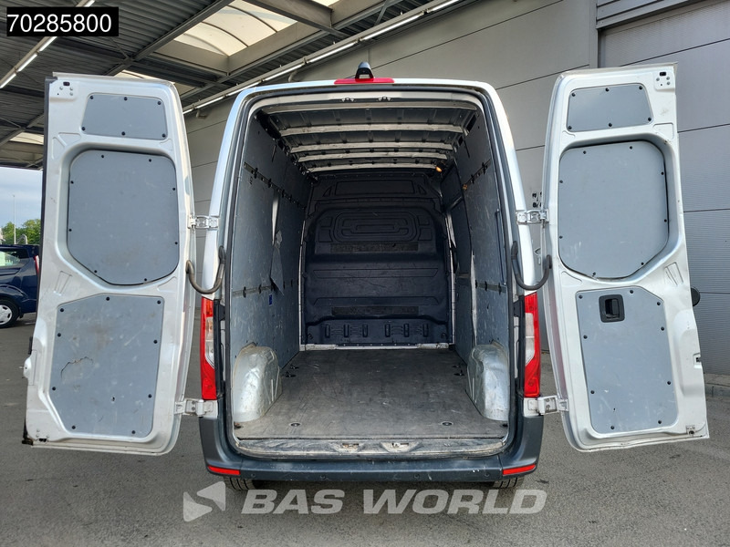 Mercedes-Benz Sprinter 214 CDI Automaat L2H2 Airco Cruise Camera Parkeersensoren MBUX Euro6 L2 12m3 Airco Cruise control - Small van: picture 3 Mercedes-Benz Sprinter 214 CDI Automaat L2H2 Airco Cruise Camera Parkeersensoren MBUX Euro6 L2 12m3 Airco Cruise control - Small van: picture 3