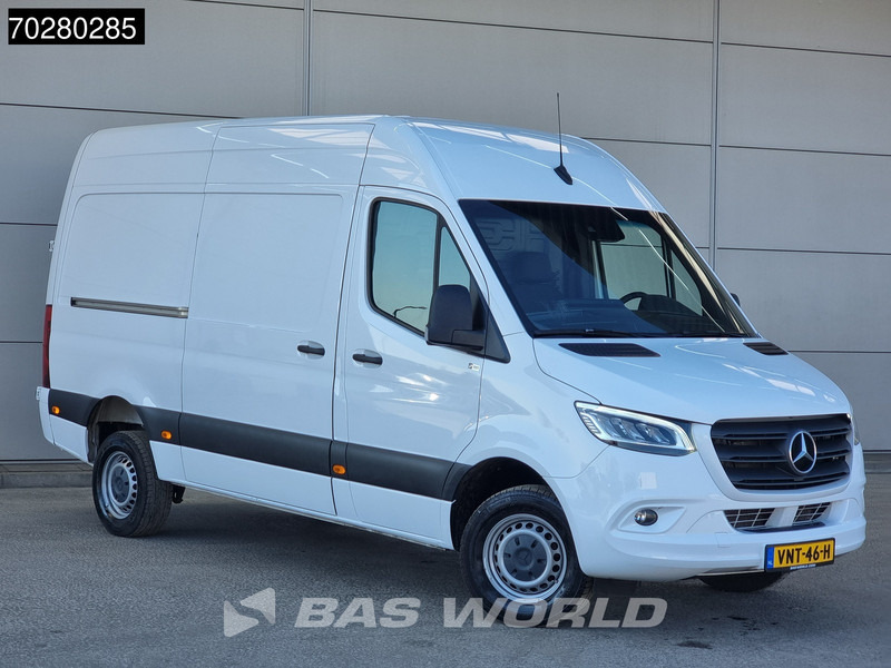 Mercedes-Benz Sprinter 315 CDI Automaat L2H2 LED Trekhaak Navi Airco Cruise Camera MBUX L2 10m3 Airco Trekhaak Cruise control - Panel van: picture 3 Mercedes-Benz Sprinter 315 CDI Automaat L2H2 LED Trekhaak Navi Airco Cruise Camera MBUX L2 10m3 Airco Trekhaak Cruise control - Panel van: picture 3